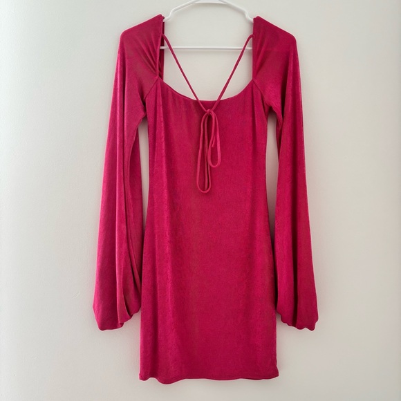 lucy in the sky shantelle dress in hot pink - Picture 4 of 5